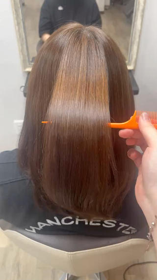 セミロング 日下 なるみのヘアスタイル