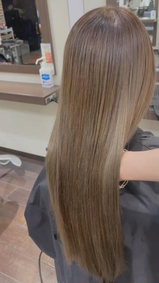 艶々極細ハイライトカラー 