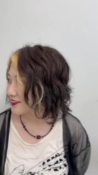 ミディアム パーマ 髙木 利央のヘアスタイル