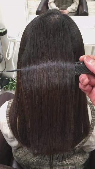 サラサラツヤツヤ美髪
誰もが憧れる美髪に酸性ストレートを施すと
なれますよ!