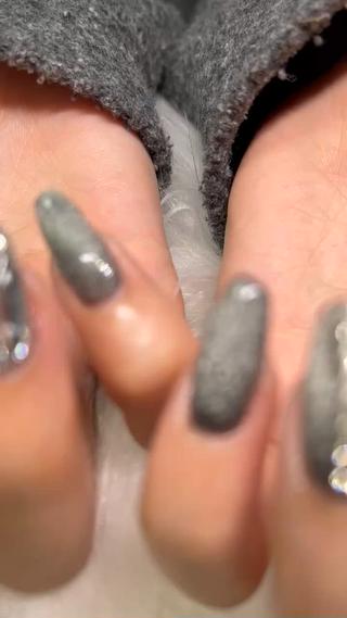 黒のマグねっと︎︎
全てがギラギラででも黒で落ち着いててとっても可愛い 