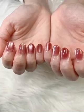 ウルウルちゅるんの 微粒子マグネットネイル
初めての方は とにかく感動してくれます