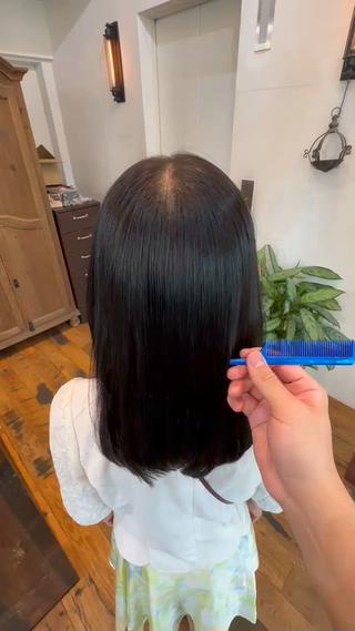 ︎赤みを少し消した地毛風カラーです︎

aujuaフルコーストリートメントもさせていただいているのでさら艶に仕上がってます！！ 