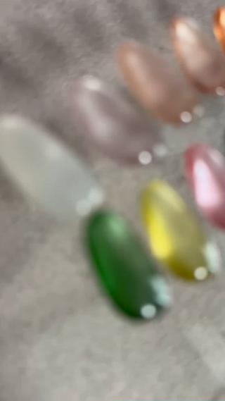 微粒子マグネット、ちゅるんちゅるんで可愛いです
スキンカラーはオフィスネイルにもおすすめです 