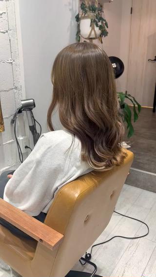 セミロング re  view MIRUのヘアスタイル