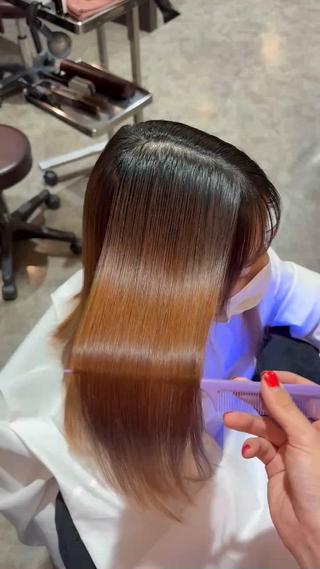 セミロング 『美髪育成』田中 詩恩のヘアスタイル