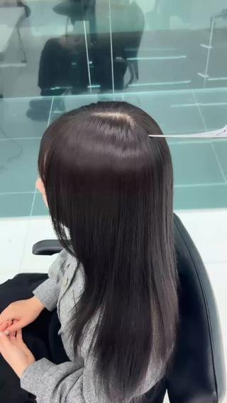 美髪矯正で梅雨もラクに！ 