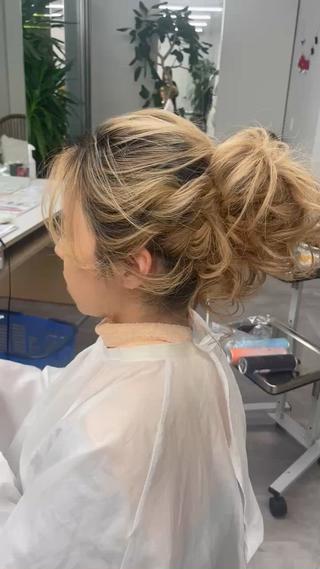 ロング 辻 紀穂のヘアスタイル