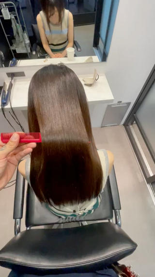 縮毛矯正+カラー+ultowaトリートメント
理想のうる艶髪に導きます 