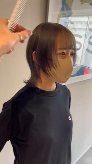 グレージュカラーに王道ウルフ
ブリーチ1回〜で可能です!