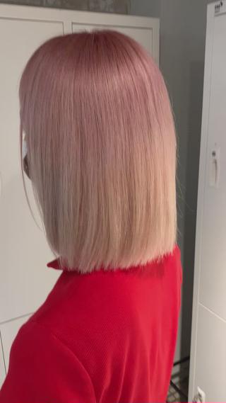 ミディアム ✨ハイトーン✨艶髪 ✨髪質改善✨和田のヘアスタイル