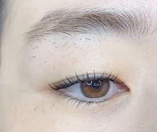 パリジェンヌで根本から立ち上げストレート
目に光がはいります 