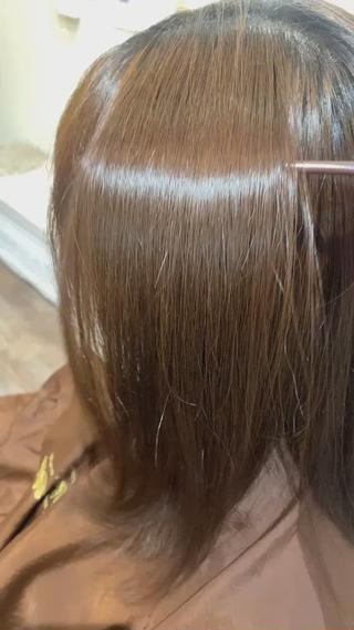 酸熱トリートメント！
ボリューム感を抑えてくれて、まとまりが良くなるトリートメントです♡ 