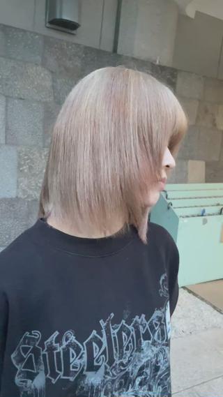 ・
【high tone color】
・
・
・
milk tea
・
・
・
ひとりひとりの髪質に合わせカラー致します
ブリーチ剤、カラー剤、ケア剤といった薬剤を使い分け最高のカラーを提供致します
随時カラーモデル募集中です