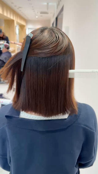 ショート ハイトーン/ ブリーチ/縮毛矯正のヘアスタイル