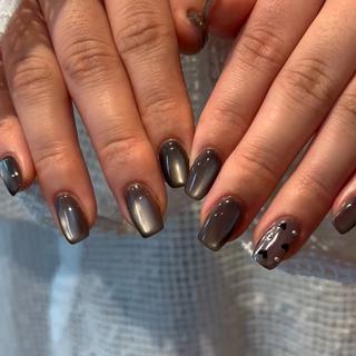 うるうるマグネット追加しております︎°・
#マグネットネイル#ミラーネイルで