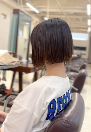 ミディアム 奥野/レイヤーボブ /透明感カラーのヘアスタイル