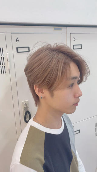 カラー メンズ Ash 大丸優希のヘアスタイル