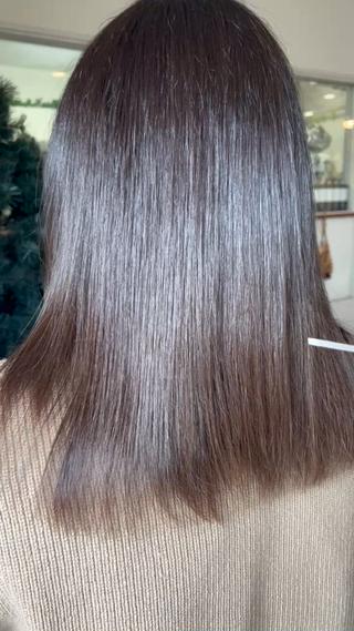 髪質改善と夏先取りのアッシュ系でクールに 