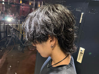 ミディアム パーマ メンズ 【フェザーパーマ】 【縮毛矯正】鶴田文のヘアスタイル