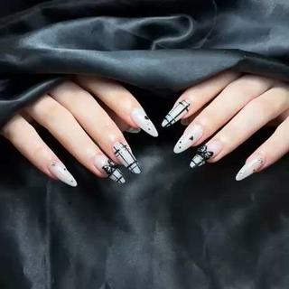 𝓚𝓪𝓸𝓻𝓲 𝓝𝓪𝓲𝓵 𝓢𝓪𝓵𝓸𝓷
本日もご予約受付中です！
大阪市浪速区元町1-4-22 ロアジール難波506
 地下鉄「なんば駅」29番か32番出口より徒歩2分
JR難波　東出口より徒歩3分
営業時間：10:00〜22:00
ご予約はDMまたはアプリからどうぞ♪
#ネイルサロン #ちゅるんネイル #ワンホンネイル #韓国ネイル #大阪ネイル #なんばネイル #フィルイン #持ち込みデザイン #ニュアンスネイル #KaoriNailSalon 