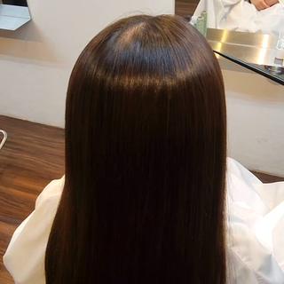 美髪矯正
表面のぽわぽわした毛が気になる方にもオススメ。
生活習慣によっておこるくせ毛も整えます。
 