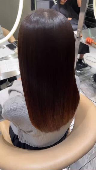 ミディアム 髪質改善 縮毛の達人 矢井由真のヘアスタイル