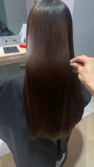 ロング 髪質改善　縮毛の達人 矢井由真のヘアスタイル