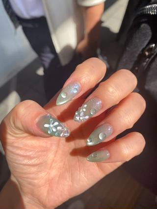 マグネットベース
ぷっくりお花と水滴 