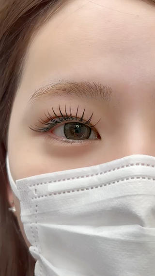 コーティングで束感仕上げ 