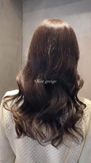 【 Olive greige 】

Menu
 One color ＋3step treatment   -¥4000-

※リピーター様のみご予約可能

ワンカラーで透明感の出るオリーブグレージュ大人気です⸝⸝ 