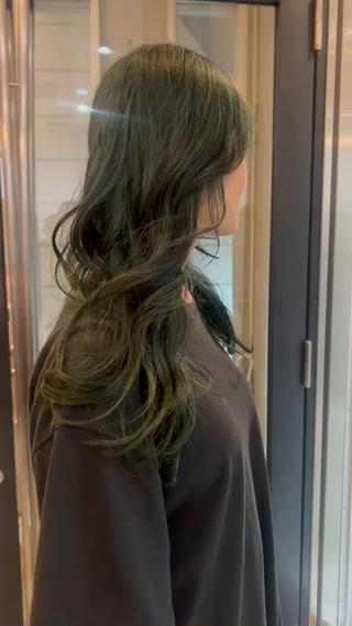 オリーブ
モスグリーン
オリーブベージュ
オリーブカラー
カラーモデル