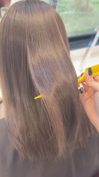 セミロング カラー 🍯透明感カラー MANA🍯のヘアスタイル