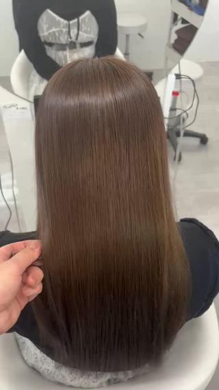 ロング door white hideのヘアスタイル