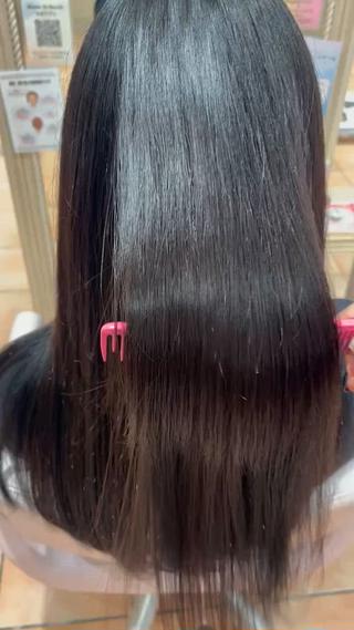 小山 茉桜のマツエク・マツパデザイン