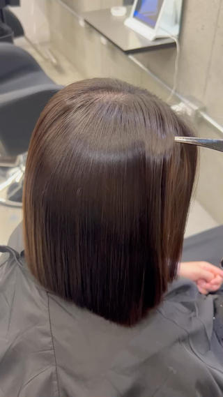 ミディアム ヒナ .のヘアスタイル