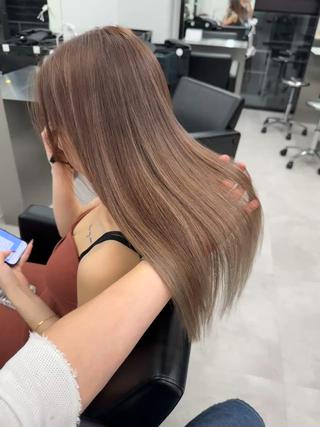 セミロング カラー エクステの神様 ▫️原島ユウヤ▫️のヘアスタイル