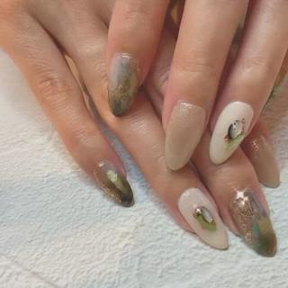 秋のアースカラーニュアンスネイル