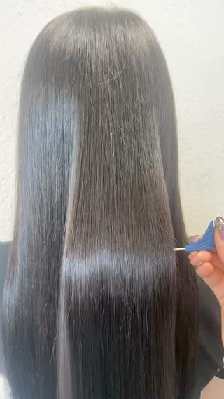 ロング カラー 福原 未来のヘアスタイル