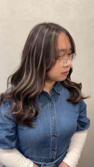 ロング カラー ハイライト／髪質改善 裕樹のヘアスタイル