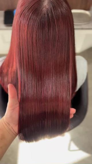 ロング VIVE counter所属・タナカ レイヤのヘアスタイル