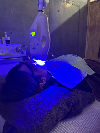 マスクを外して、人に会う時、歯の黄ばみが気になりませんか?
気になる方は、本当に白くなる、ホワイトニングをお試しください