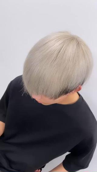 ショート カラー メンズ ハイトーン特化🌟 カワシマシュンスケのヘアスタイル