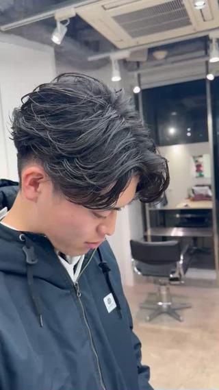 大人気のフェザーパーマです 