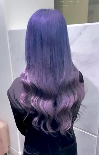 Wカラー+プルエクステ派手髪ロング最強説