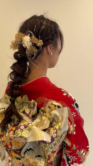 凛と可愛い編みおろしヘア