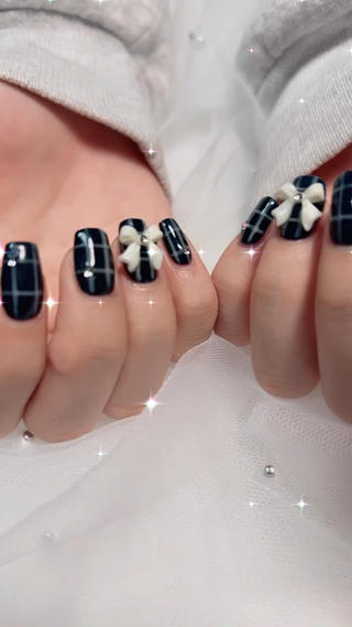 ネイビー × チェック × リボン.⋆𝜗𝜚