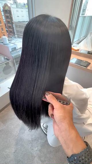 くせ毛も広がりも無くなって毎日のお手入れが簡単
艶髪になるなら縮毛矯正
SALOWIN栄3丁目店
愛知県名古屋市中区栄3-8-23 BLOOMSAKAE7階
#縮毛矯正#地毛風#艶髪#ストレート#くせ毛対策#広がり対策