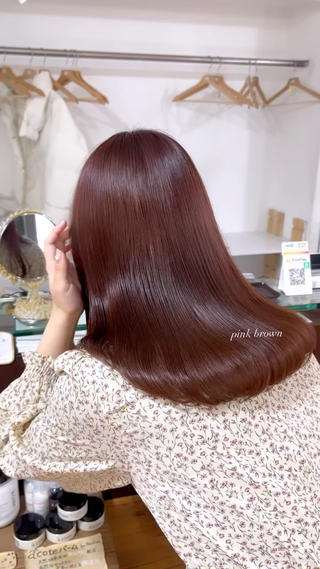 ブラウンベースのピンクブラウン♡
ほんのりピンクに見せたい方におすすめです︎ 