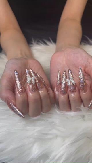 ジェイルオフ場合+700円+30分

大きめのストーンチャーム,3Dジェ

ルアート場合は500円-1000円(1本) 